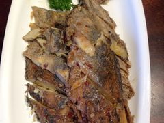 -赶海部落海鲜城(海阳路店)