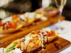 -wineapp葡萄酒餐吧(外滩金融中心店)