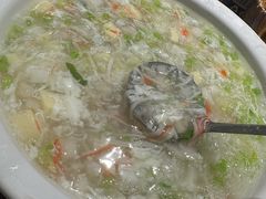 -谊荣海鲜大牌档(石湖店)