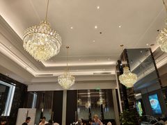 -万龙洲海鲜(大兴绿地缤纷城店)