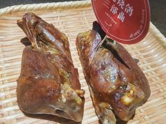 -东口码头·烧鸽子·鱼头泡饼·地方菜(金鹰悦城店)