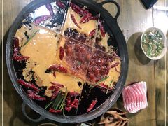 -正南齊北重庆老火锅(光华村直营店)