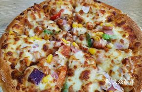 10-inch New Orleans Grilled Chicken Pizza