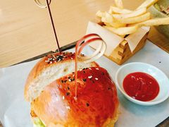 特制牛肉汉堡-EN SPACE恩空间