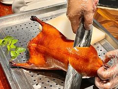 -九紫烤鸭·津粤菜(意式风情街店)