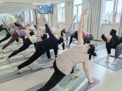 -爱尔乐美孕产瑜伽·普拉提