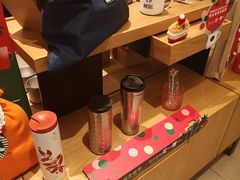 -星巴克臻选(北京银泰店)