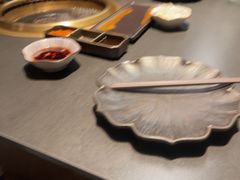 -铭牛烧肉·和牛海鲜自助(高新月牙湖店)