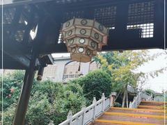 -楠柏弯休闲山庄(梨花溪店)