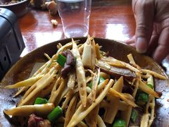 春笋腊肉-苗湘食府(十年店)