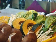 -润园四季椰子鸡火锅(海上世界店)