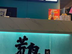 -荒岛实景沉浸密室(江汉路1店)