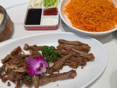 -梅利汴京烤鸭•开封豫菜地标店(东大街店)