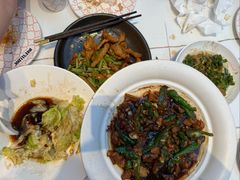 -阿瓦山寨·湘菜现炒·剁椒鱼头王(咸阳总店)