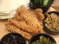 -丁里羊肉小镇(天鹅湖总店)
