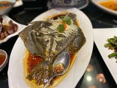 -铜锣湾·有麝自然香(渝北财富中心店)