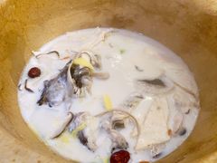 -滇香肴·云南菜蒸汽石锅鱼(云南北路店)