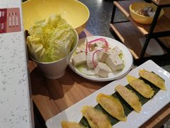 -三人行骨头王火锅(长寿店)