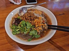 -爆炸头阿姨小四川正宗川味小吃(无任何分店)