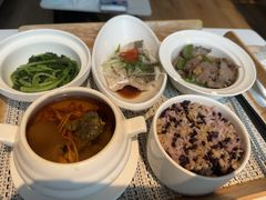 -臻儿屿月子会所(茶山店)