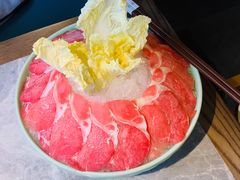-野山舂·贵州现舂酸汤牛肉(民生路店)