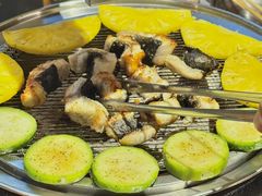 -围炉肉舍•炭烤活鳗•丹东海鲜烤肉(步行街店)