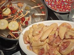 -尚尚仙·酸汤猪手·猪肚鸡火锅(华联万柳购物中心店)