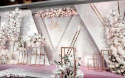 -花轿喜屋婚礼策划