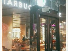 -星巴克臻选(上海合生汇1F店)