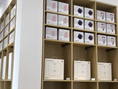 -华为授权体验店(中山公园来福士)
