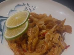 瓦罐凤爪-叶派龙虾•招牌香辣蟹·海鲜(中海国际店)