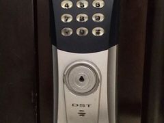 -国兴开锁换锁(石泉路实体店)