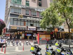 -麦当劳(伟城广场店)