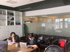 -啄木鸟美国留学(顺城东塔店)