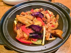 -云海肴·汽锅鸡·云南菜(天山百盛优客店)