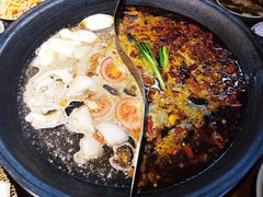 -四小区火锅·巷子里的重庆火锅(花照壁店)
