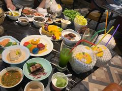 -半岛翡丽海鲜自助餐厅(观风亭店)