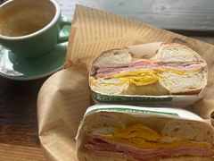 煎蛋芝士火腿贝果明治-BIG BAGEL(永康路店)