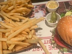 -The Habit Burger Grill 哈比特汉堡(复兴soho店)
