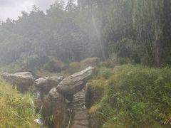 -雪山彩虹谷景区