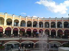 -佛罗伦萨小镇广佛名品奥特莱斯(疏港路店)