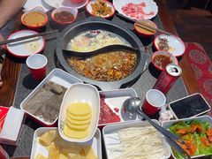 -陈府大宅门成都火锅·手切鲜肉(太原街店)