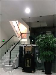 -婳彧美颜馆