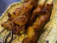 -乡村馕坑肉·烧烤·新疆菜·本地人更爱吃(阿勒泰首店)