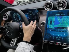 -上海星瀚奔驰4S店(红柳路店)