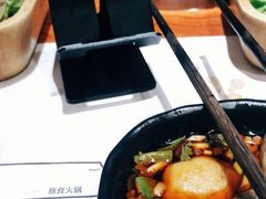 -独食火锅·半米屋台(直营总店)