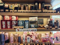 -星巴克臻选(上海长风大悦城店)