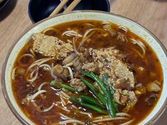 -叁窝雀·云南小锅米线(万象汇店)