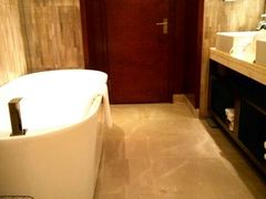 android_upload_pic-常州环球恐龙城维景国际大酒店