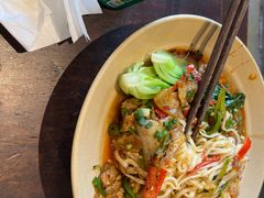 -方铲铲·成都板凳面(滨江银泰店)